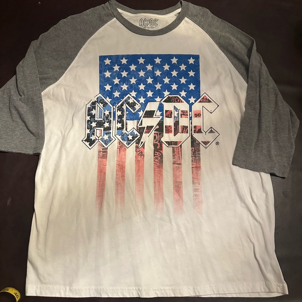 AC/DC raglan tee